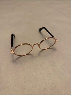 Kids Round Metal Glasses in Rose Gold with Black Temples